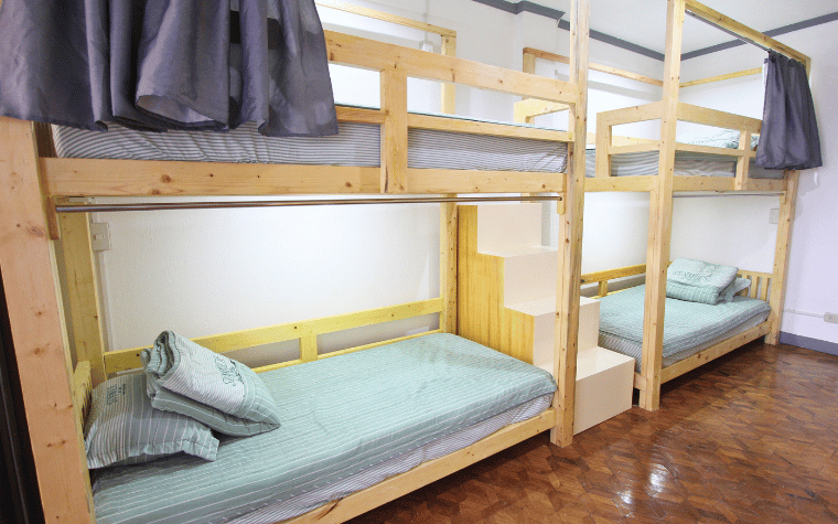 4人部屋 4人部屋